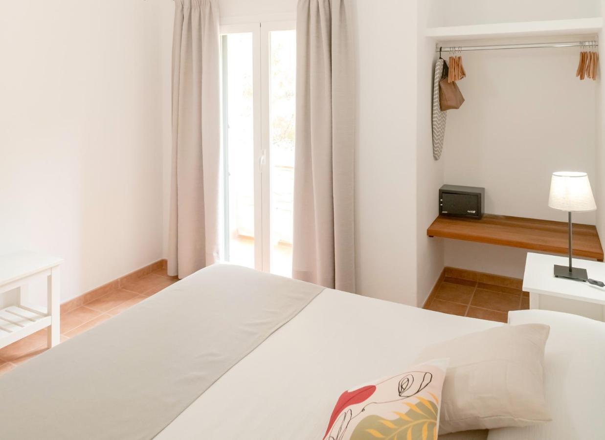 אס קאלו Apartamentos El Pino - Formentera Break מראה חיצוני תמונה