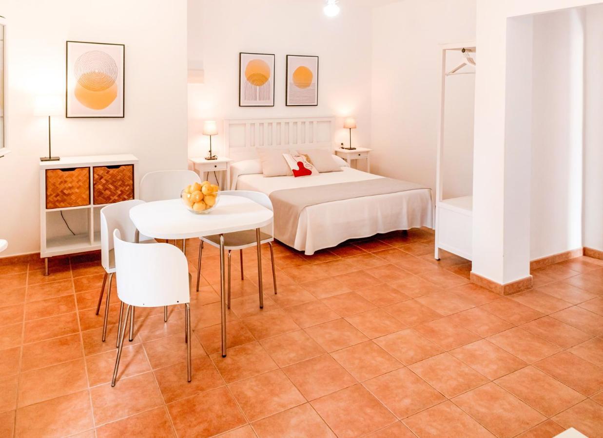 אס קאלו Apartamentos El Pino - Formentera Break מראה חיצוני תמונה